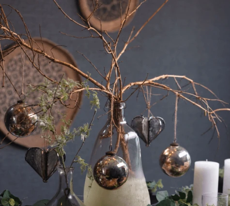 How to style the perfect Christmas Tablescape