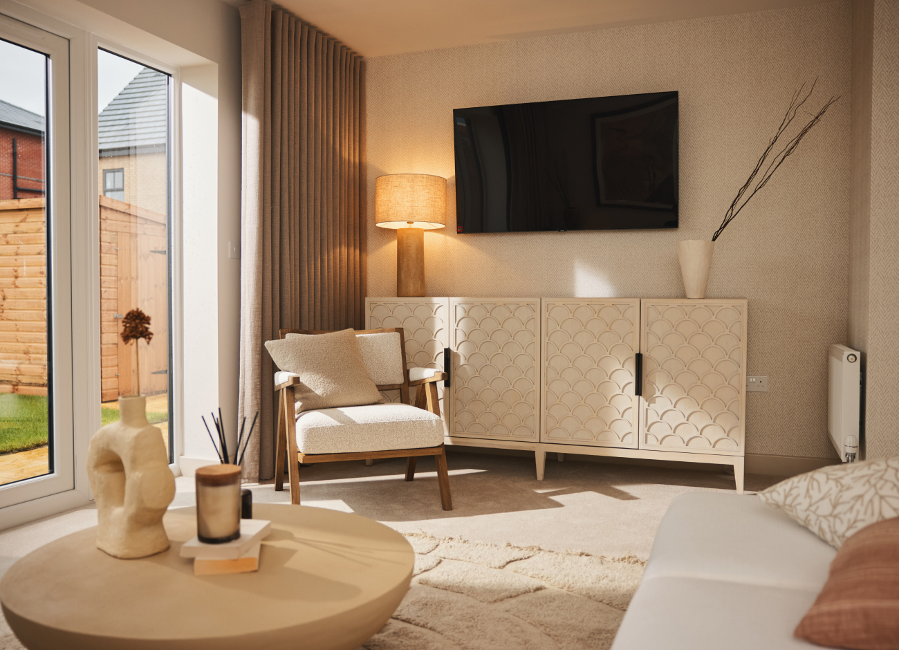 Rosas at Attraction by Strata